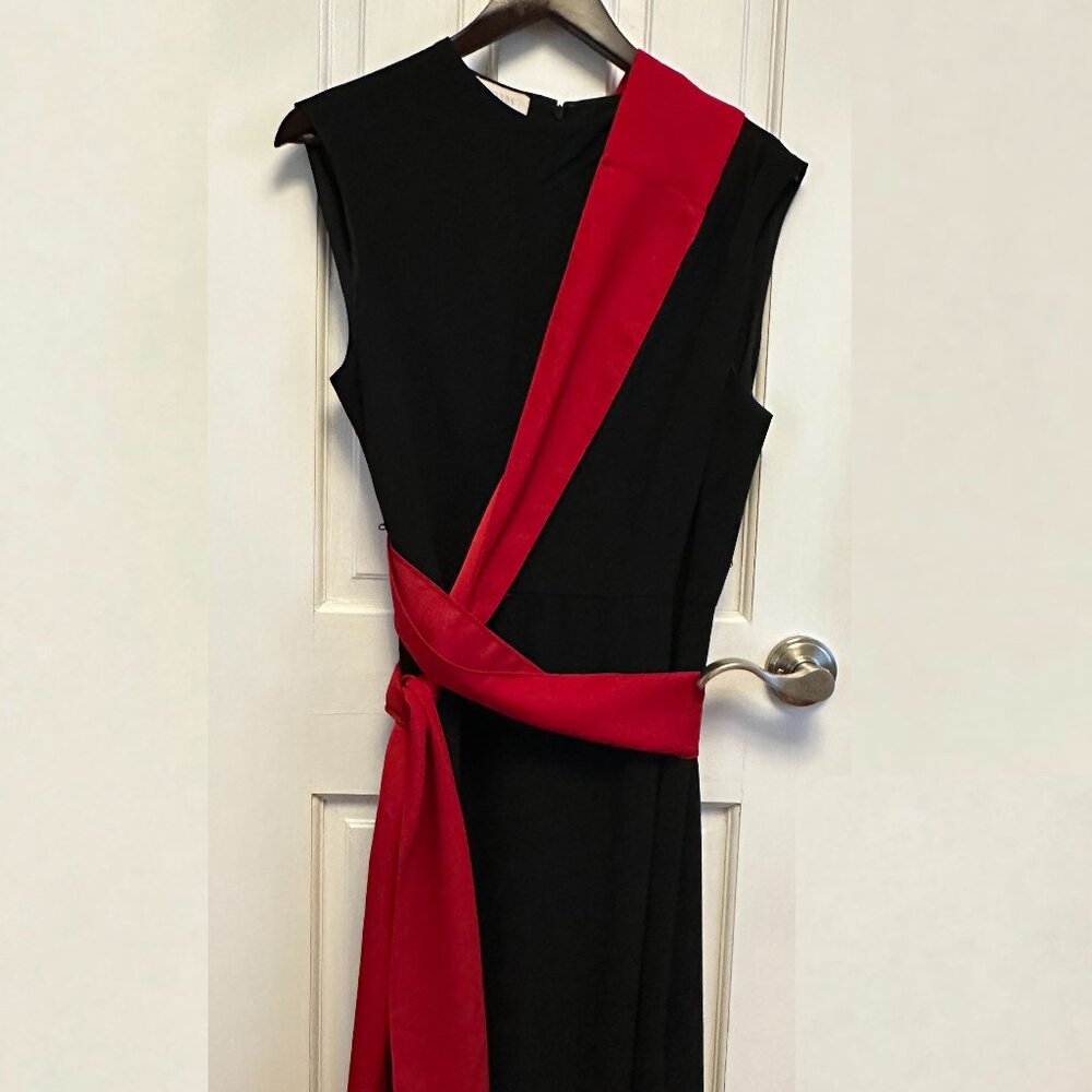 HOBBS London Black Sleeveless Dress with Red Scarf/Wrap US Size 10